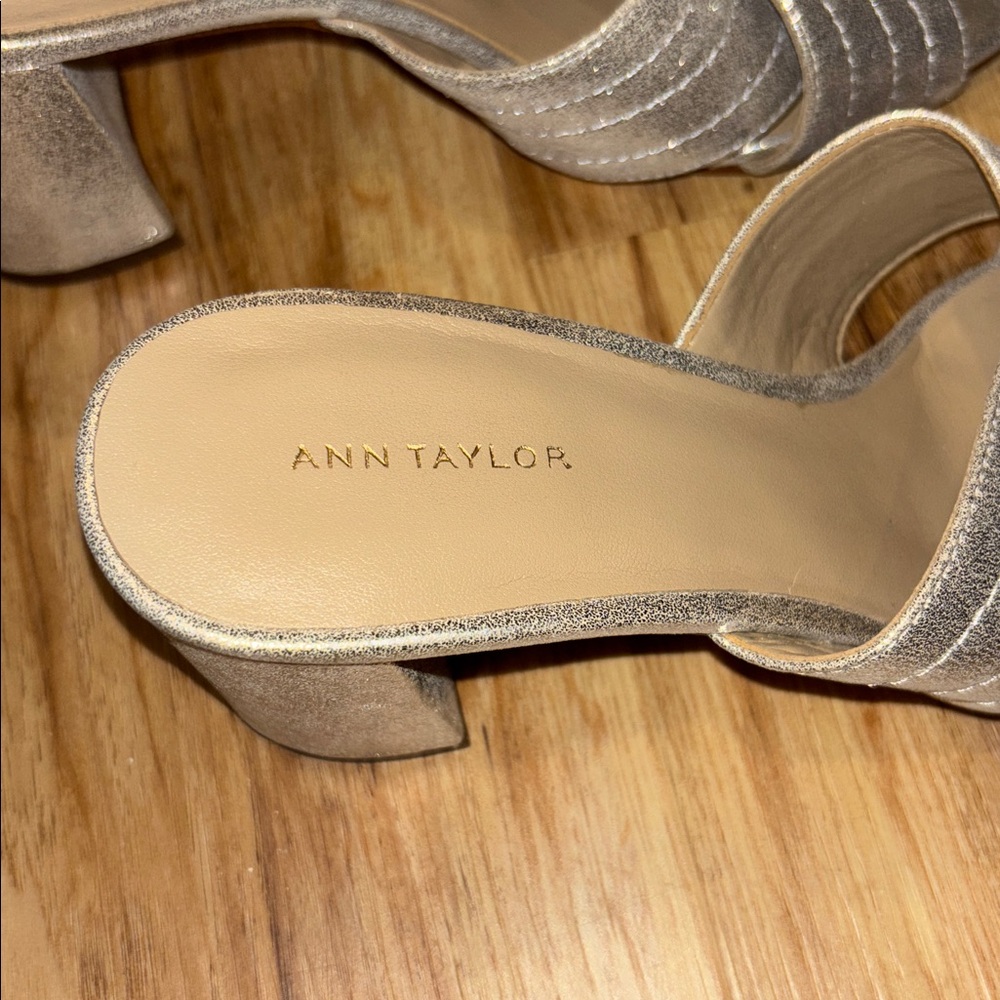 Ann Taylor Silver Sandals - Picture 3 of 4